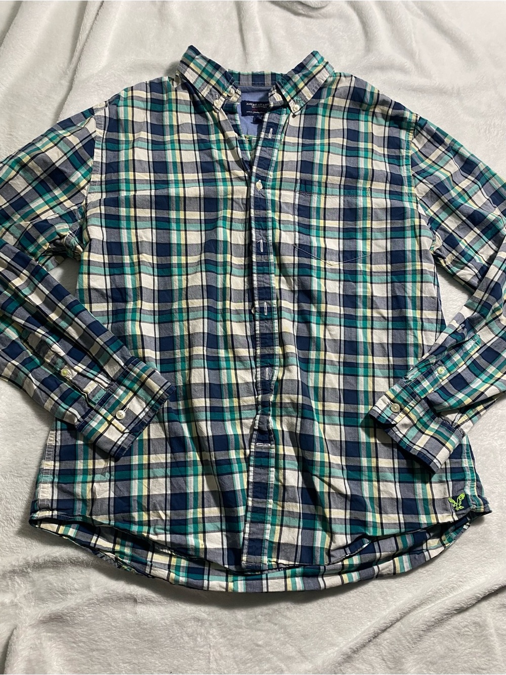 Men's Long-Sleeve Plaid Button-Up Shirt in Navy & Green